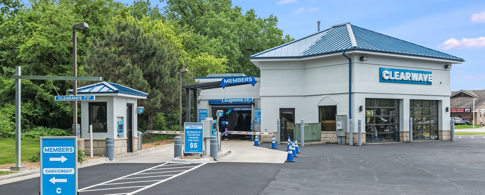 Clearwave Car Wash Palos Heights in Palos Heights, IL